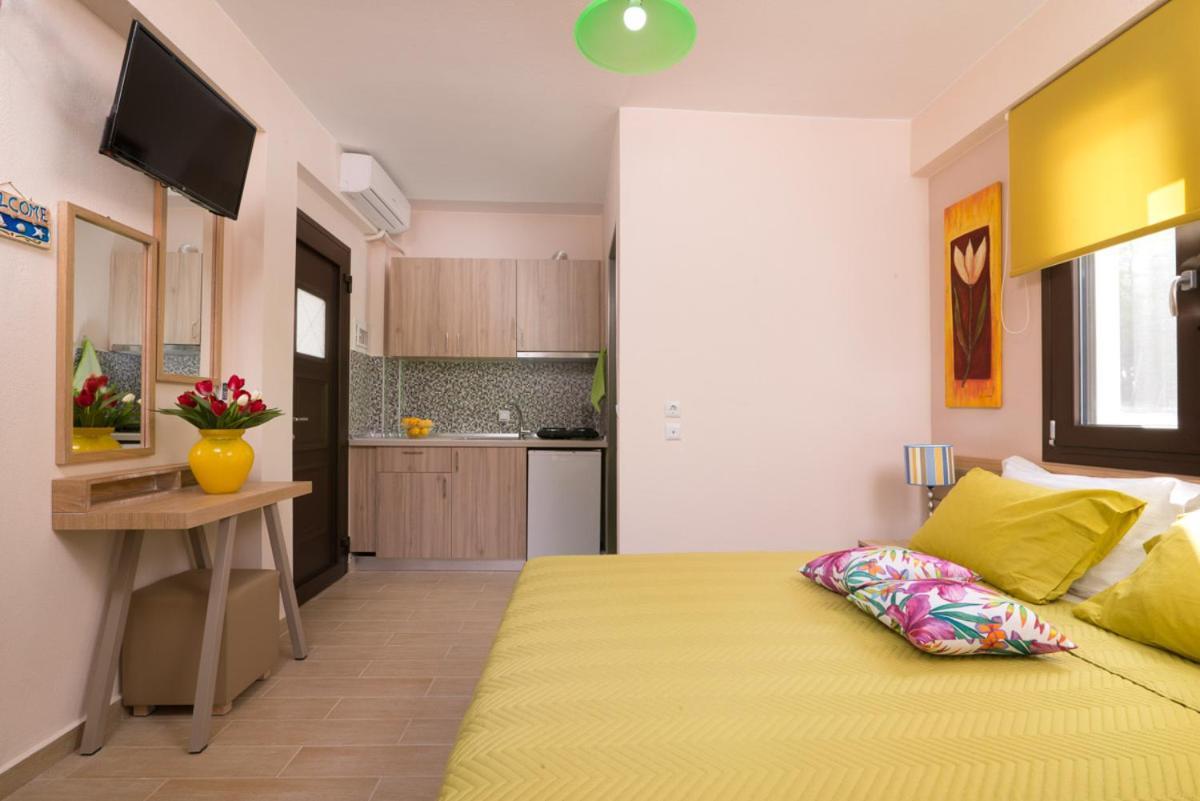 לימנריה Villa Ermioni Apartments מראה חיצוני תמונה