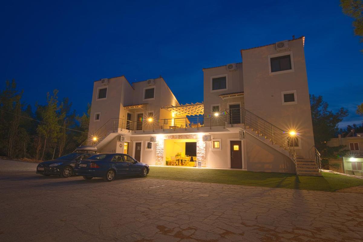 לימנריה Villa Ermioni Apartments מראה חיצוני תמונה